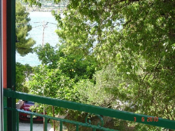 Apartmani Ante Τρογκίρ Εξωτερικό φωτογραφία
