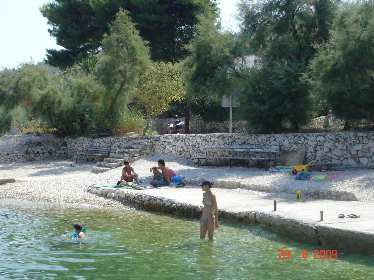 Apartmani Ante Τρογκίρ Εξωτερικό φωτογραφία